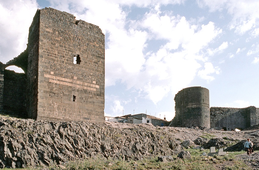 Diyarbakır City Walls - Towers 56-57